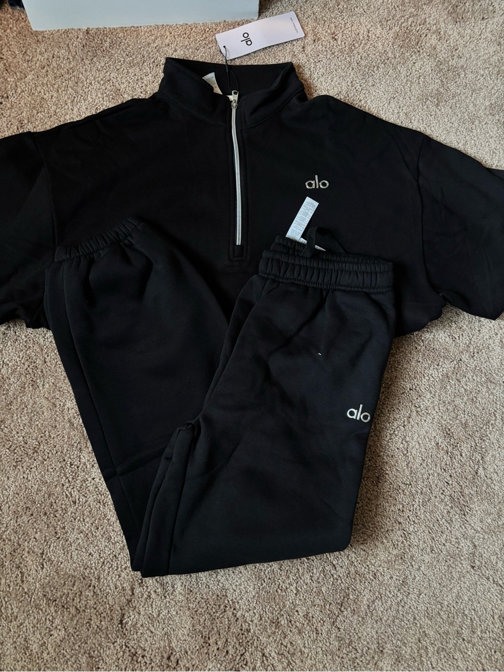 ALO Yoga Black Half-Zip Pullover & Jogger Set